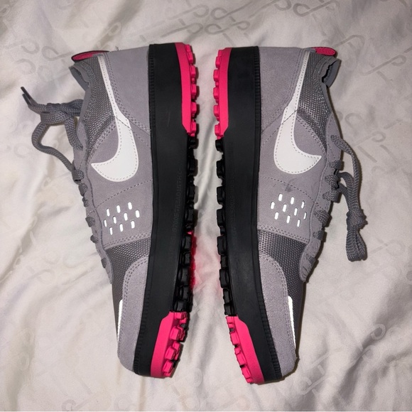 Nike Gray and Pink Running Shoes - Picture 2 of 4